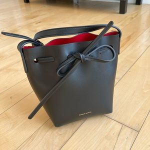 Mansur Gavriel Mini mini bucket bag in black